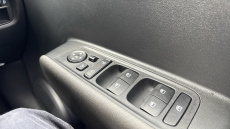 Hyundai INSTER 85kW 02 49kWh 5dr Auto Electric Hatchback